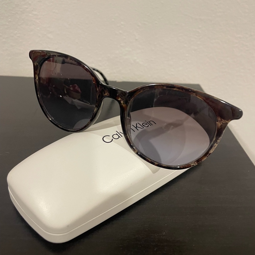 Calvin Klein Havana Gray Women’s Sunglasses